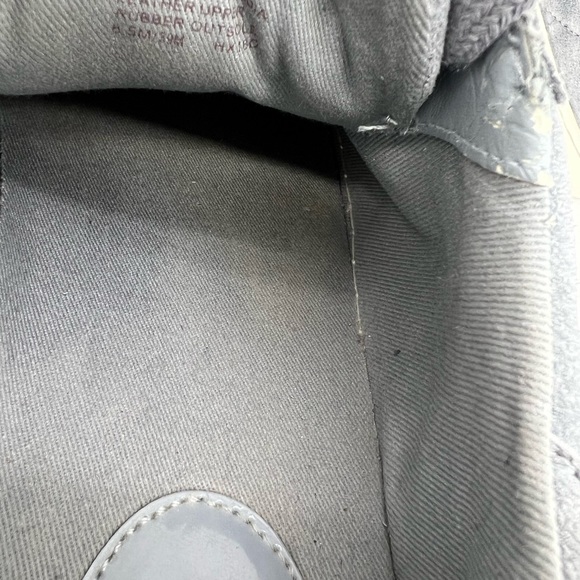 Michael Kors Keaton Kiltie Sneakers Suede Blue Fringe
Lace Up Size 8.5 - Picture 14 of 16